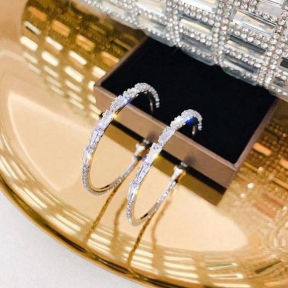 🔥925 Sterling Silver White Sapphire Hoop Earrings - Picture 3 of 15